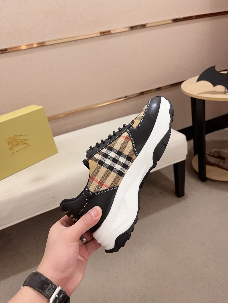 Burberry Low Shoes